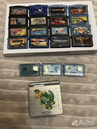 Игровая приставка Game Boy Advance SP