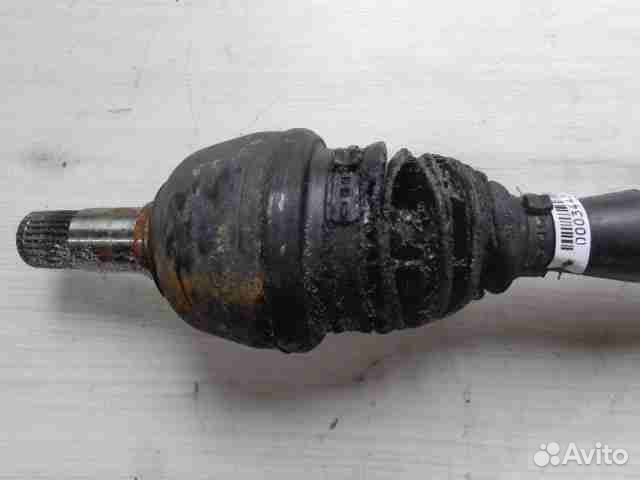 Полуось передняя левая Mercedes-Benz CLA-Class