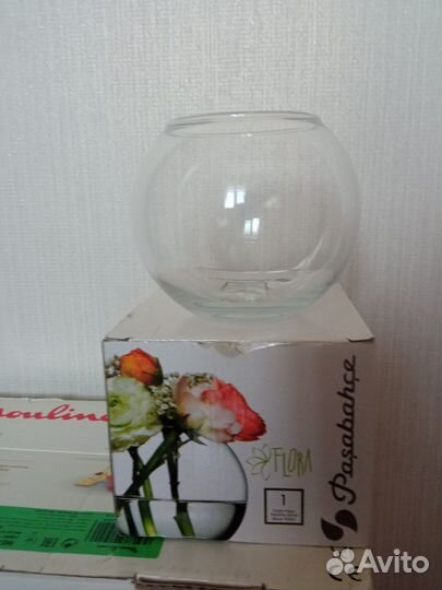 Маленькая вазочка