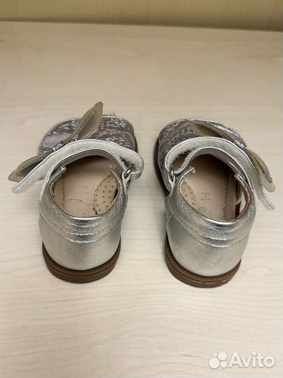 Босоножки для девочки