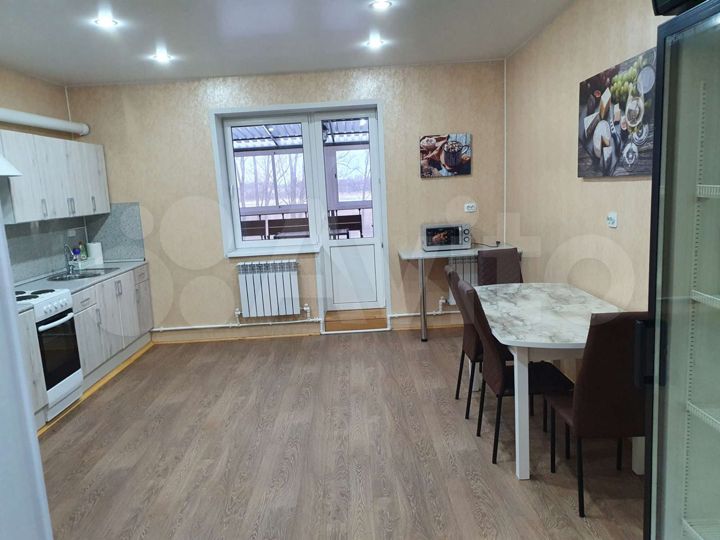 Коттедж 200 м² на участке 10 сот.