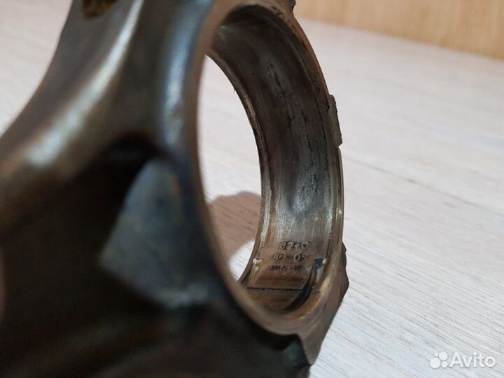 Поршень с шатуном Ford Maverick AJ 2003