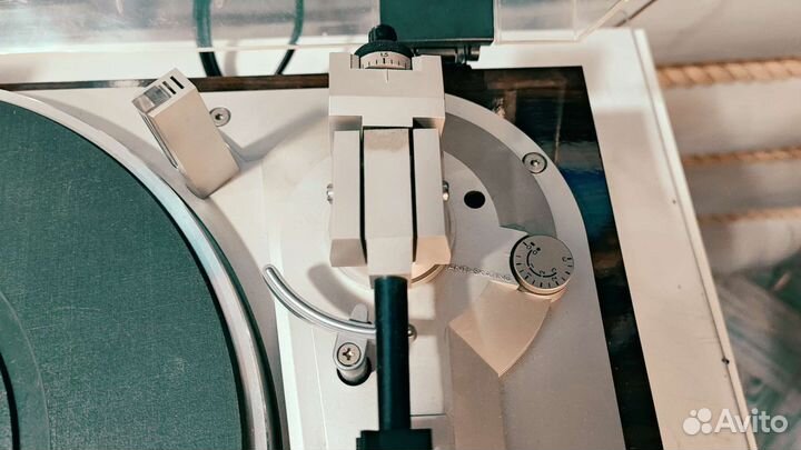 Виниловый проигрыватель Victor QL-Y33F