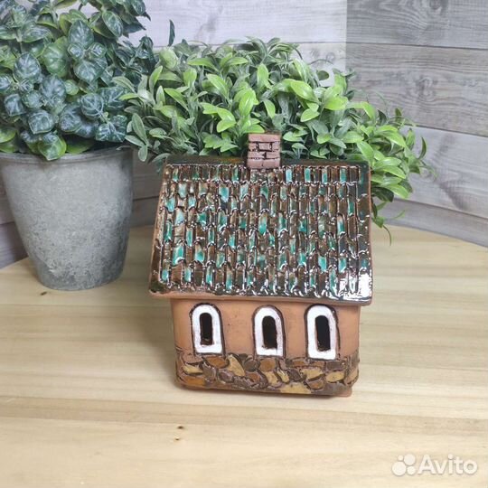 Кашпо- домик- подсвечник для суккулентов