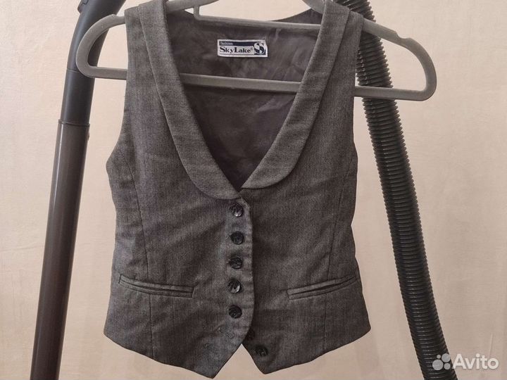 Школьная форма для девочки серая 140