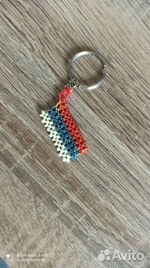 Брелок из бисера