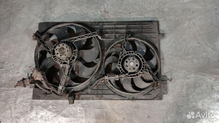 Вентилятор охлаждения Volkswagen Bora 2000