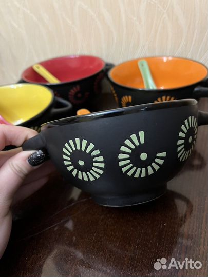 Набор глубоких тарелок