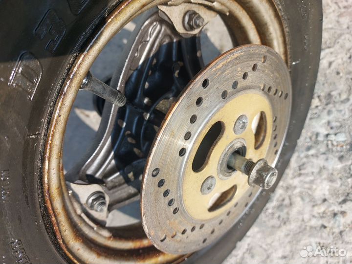 Bridgestone Alenza 001 235/75 R15 19Q