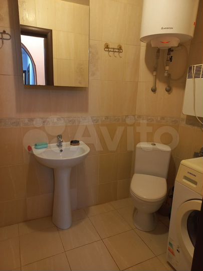 2-к. квартира, 53 м², 1/5 эт.