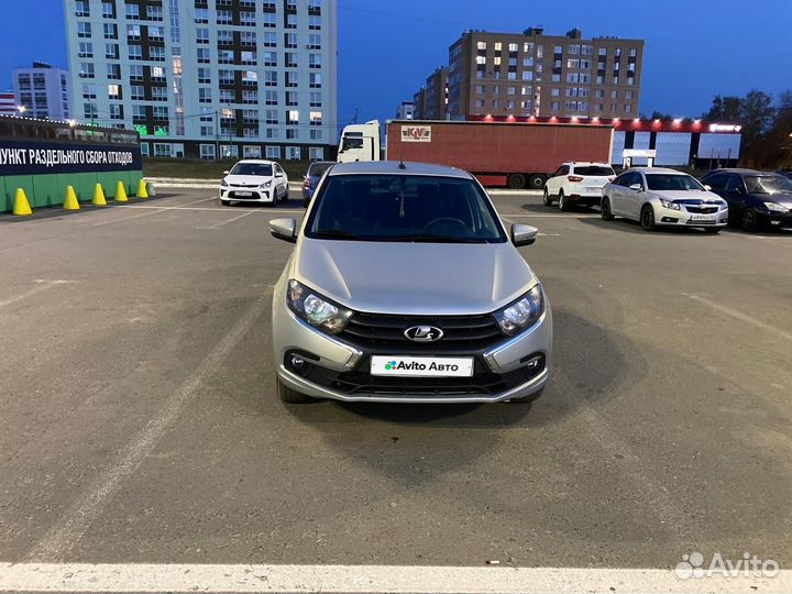 LADA Granta 1.6 МТ, 2022, 76 000 км