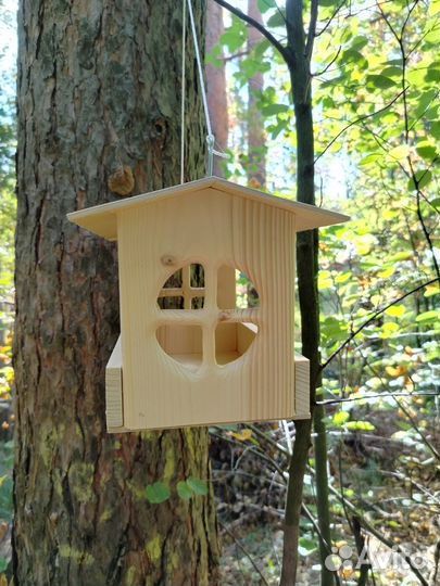 Кормушка для птиц