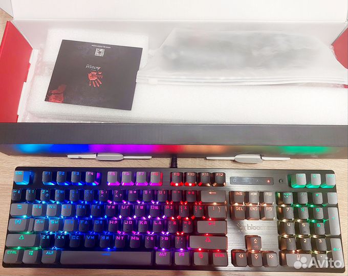 Клавиатура bloody B820R RGB-качественная механика