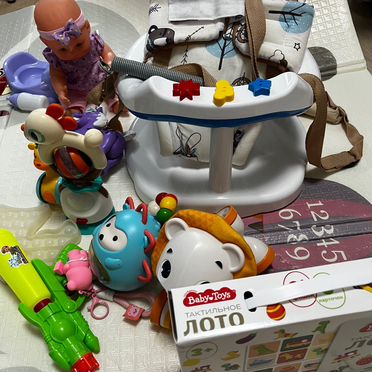 Резерв Развивающие игрушки для малышей пакетом