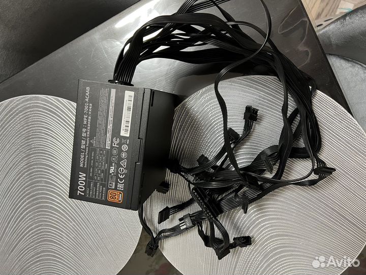 Блок питания cooler master MWE 700 bronze V2 700w
