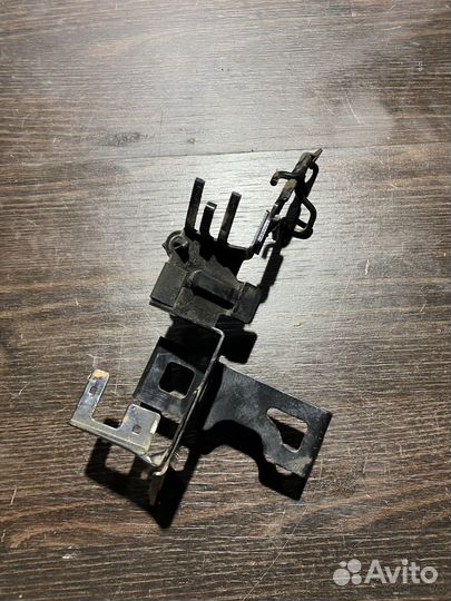 Кронштейн реле для Kawasaki ER6f ex650 12-16