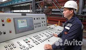 Оператор поста управления