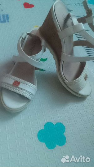 Босоножки женские 36 размер