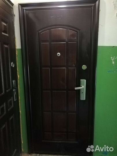 Дверь входная металлическая