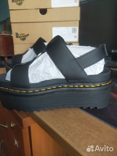 Сандалии francis leather Dr. Martens