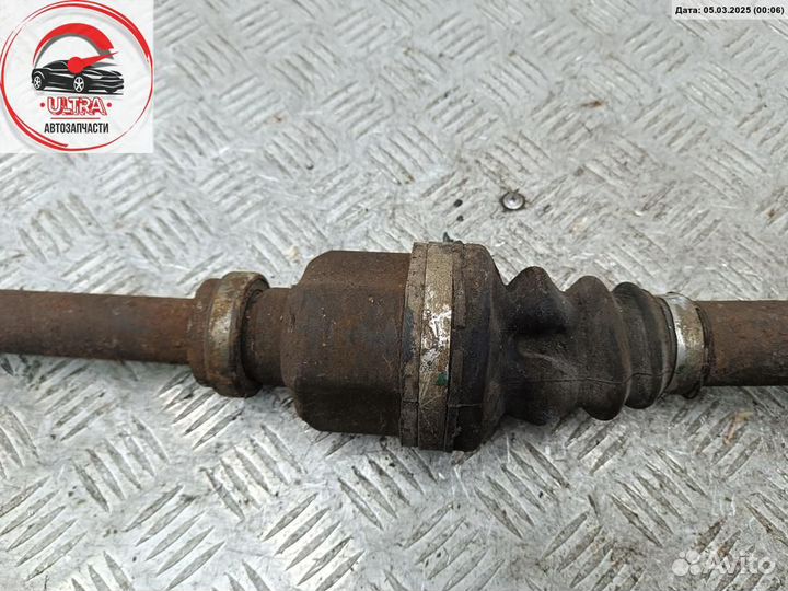 Полуось передняя правая б/у Citroen Berlingo (1996-2008)