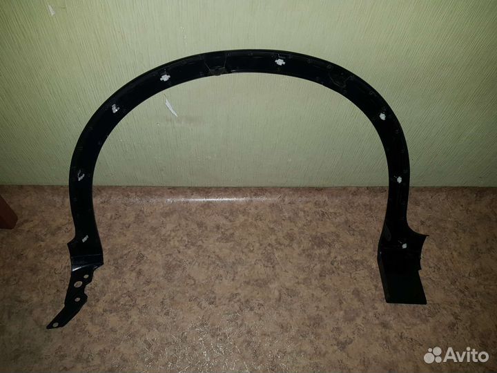 Молдинг правый передний на Honda civic 5D