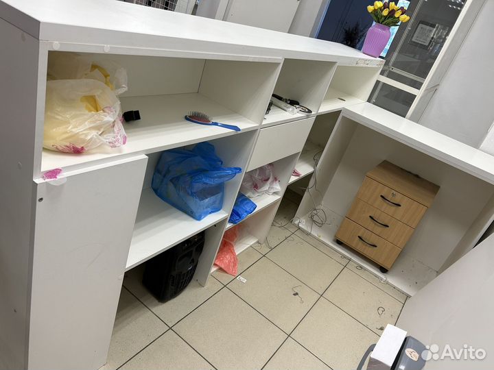 Стойка ресепшн