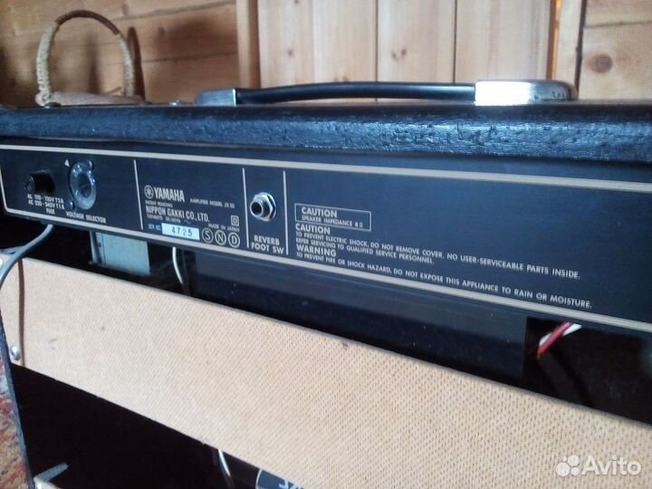 Гитарный комбоусилитель yamaha
