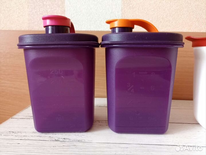 Контейнеры Tupperware