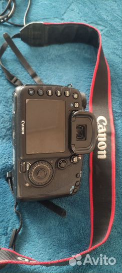 Зеркальный фотоаппарат canon eos 7d