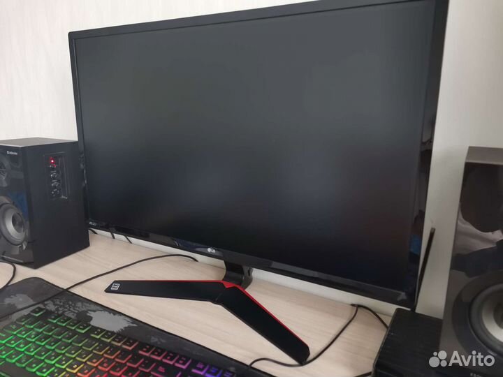Монитор LG 27 дюймов