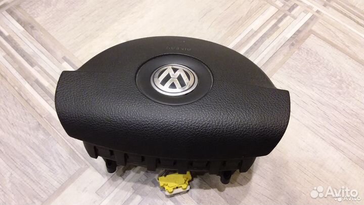 Подушка безопасности в руль VW Passat B6