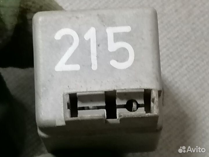 Реле №215 443951253L универсальное