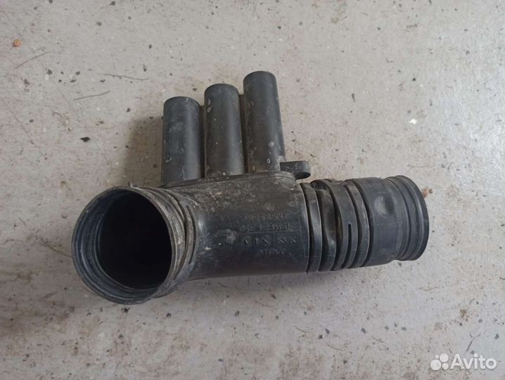 Фланец воздуховода VW Golf 7