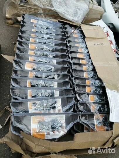 Установка снегозадержателей на крышу