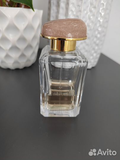 Остаток во флаконе aerin amber musk