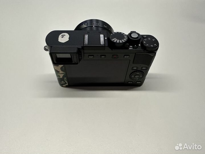 Фотоаппарат Leica D-Lux 7 “A bathing APE х stash”