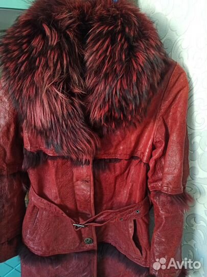 Кожаное женское пальто 42-44 размер