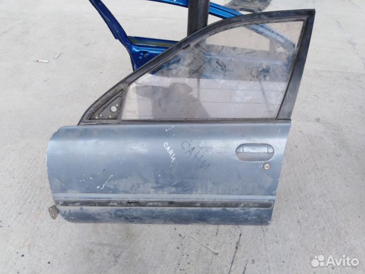 Sunny Y10 Калифорния Дверь Передняя Левая Санни