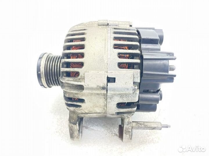 Генератор Volkswagen Golf MK5 1.4 caxa 2008