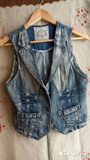 Джинсовый жилет