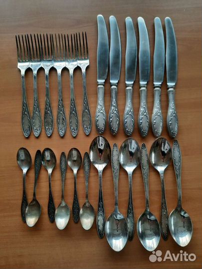 Комплект столовых приборов из мельхиора