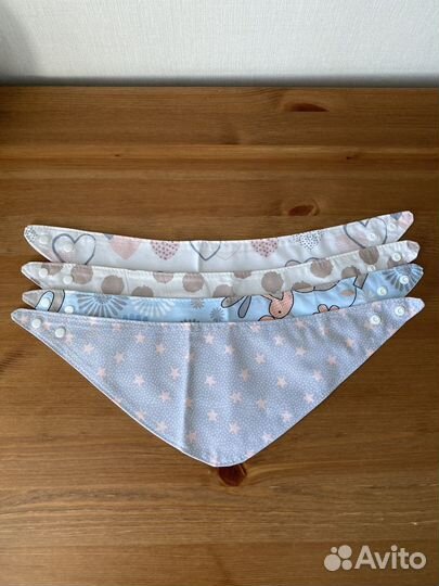 Набор слюнячиков (4 шт)