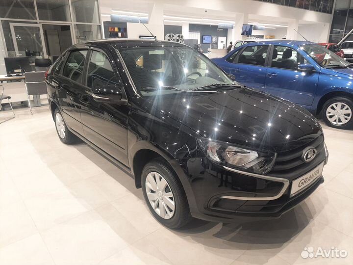 LADA Granta 1.6 МТ, 2023