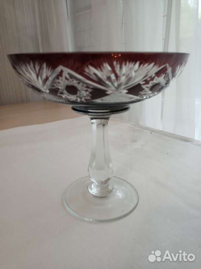 Ваза для фруктов, конфет. Марганцевое стекло