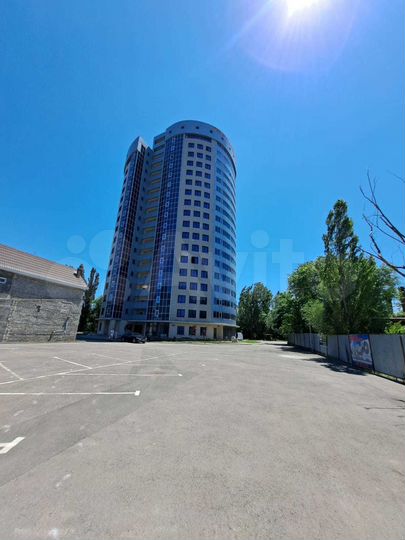 2-к. квартира, 83 м², 4/19 эт.