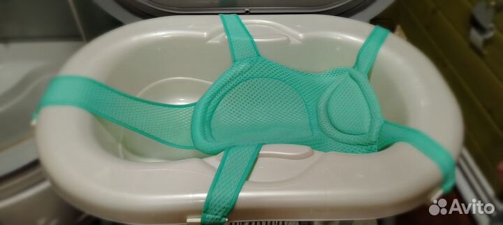 Ванночка и пеленальный стол 2в1