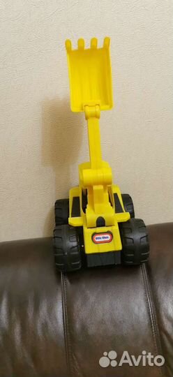 Трактор little tikes игрушка