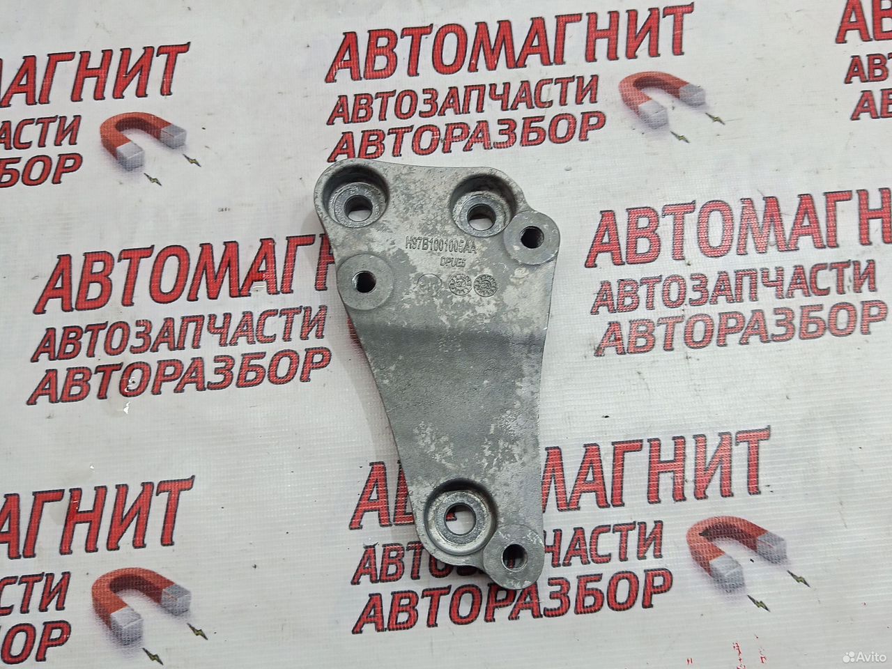 Кронштейн крепления двигателя Voyah Free