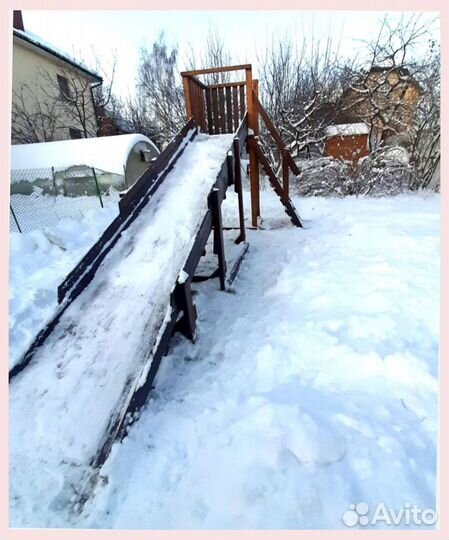 Зимняя заливная горка из дерева